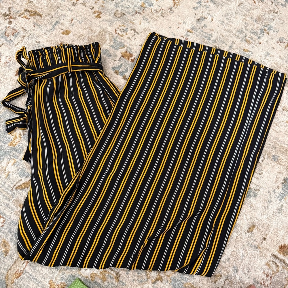New Look Black Mustard Stripe Paperbag Waist Wide Leg Pants Size Large
